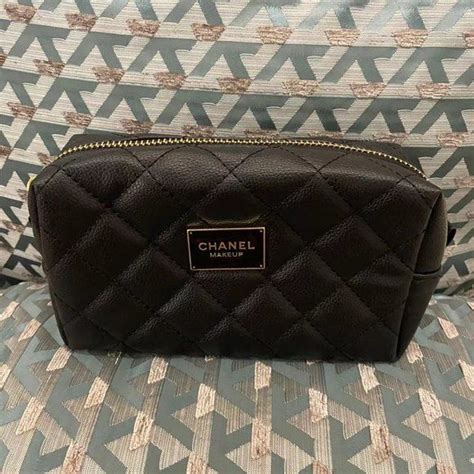 chanel flat pouch|chanel cosmetic pouch price.